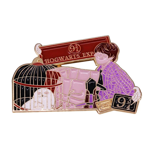Wizarding World Express Platform Baggage Pin